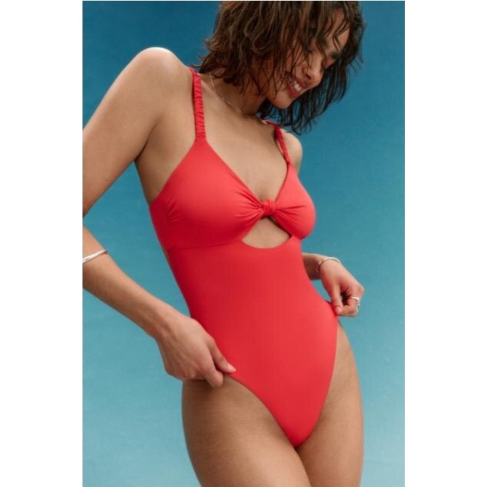 Vitamin A one piece knot front keyhole swimsuit pink NWOT size xl